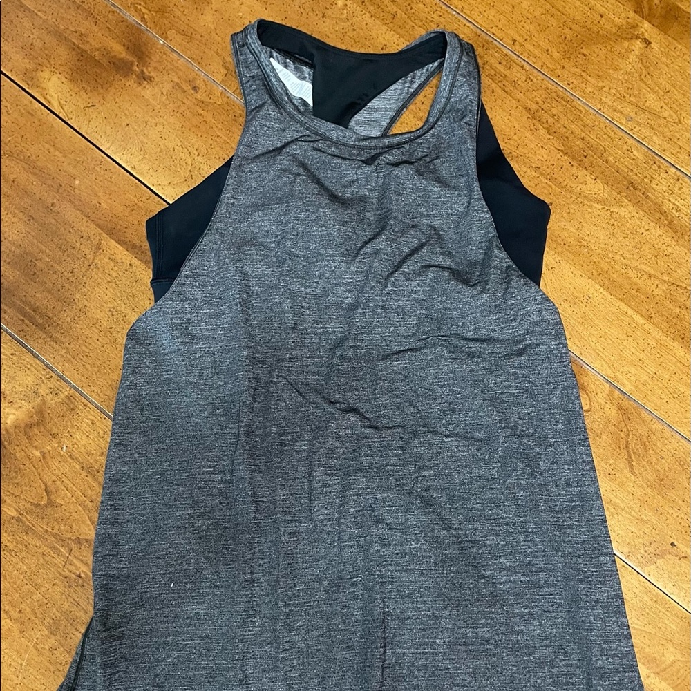 Lululemon Tank W/ bra